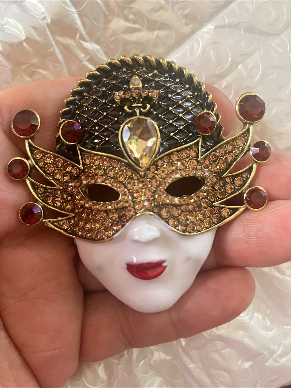 Nee Gold-Tone Venetian Mardi Gras Mask Brooch with Red Accents